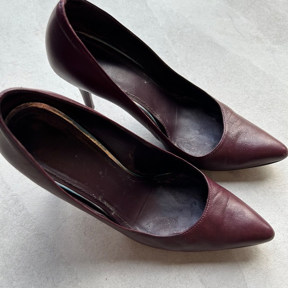 Stuart Weitzman Burgundy Stilleto Size 6 - Picture 2 of 6
